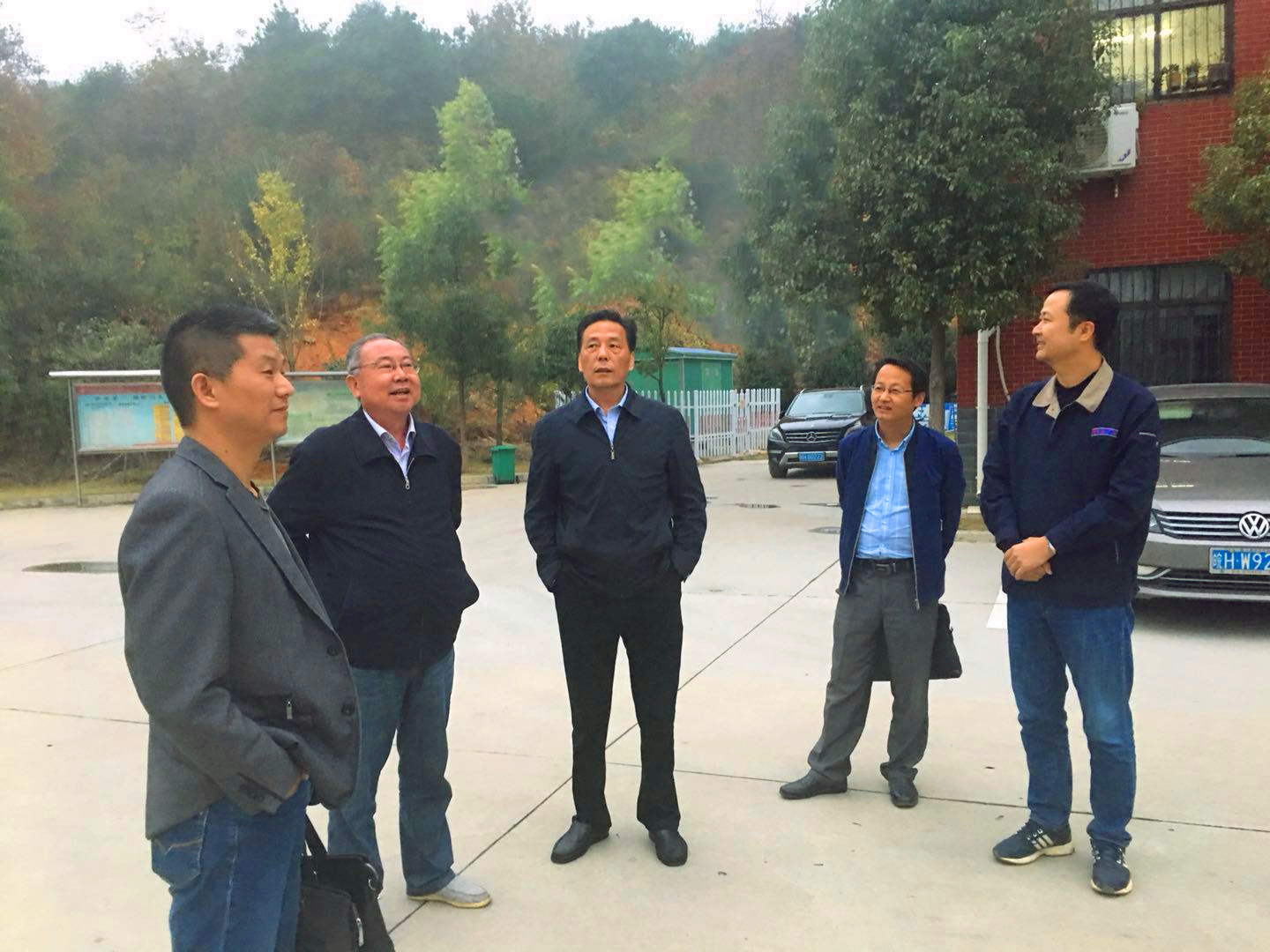 【领导视察】市人大常委会财经工委主任何炜来集团调研指导