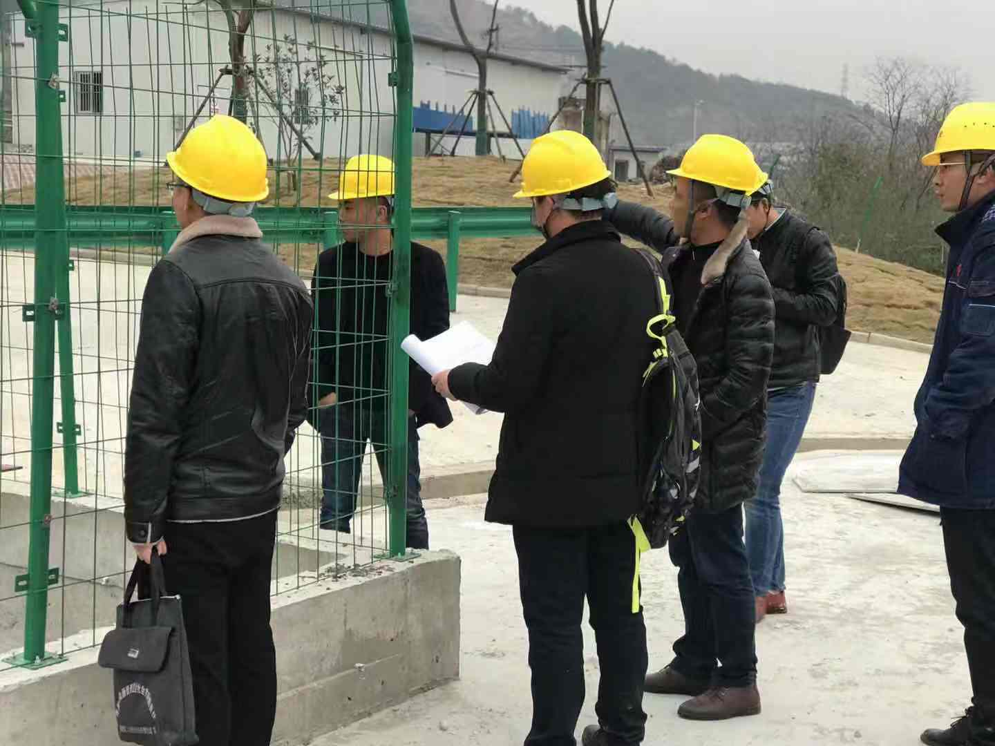 【领导视察】高新区安全环保局与南京专家组来鑫山码头进行安全环保工作调研