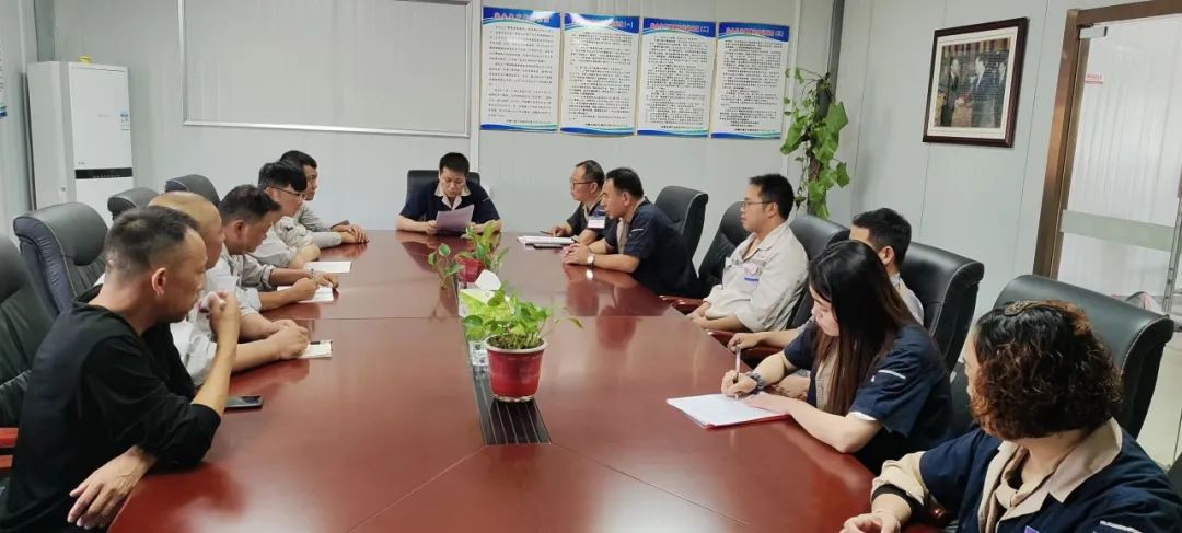 杨家矿段组织学习“国家矿山安全监察局全国矿山安全生产视频会议”讲话内容精神
